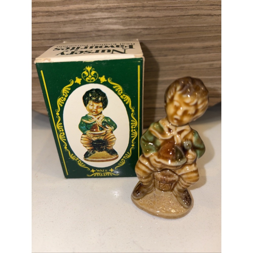 Wade Nursery Rhyme Favourites Figurine #4 1972 Little Jack Horner